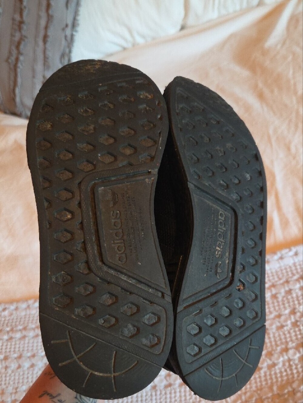 Black & Gold Adidas Athletic Lace-Up Sneakers Size 9 - Picture 4 of 4